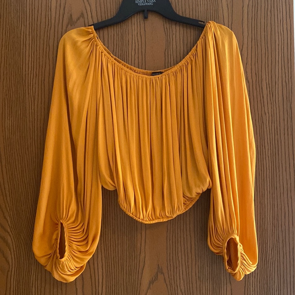 Forever 21 Off the Shoulder Light and Flowy Crop Top, S